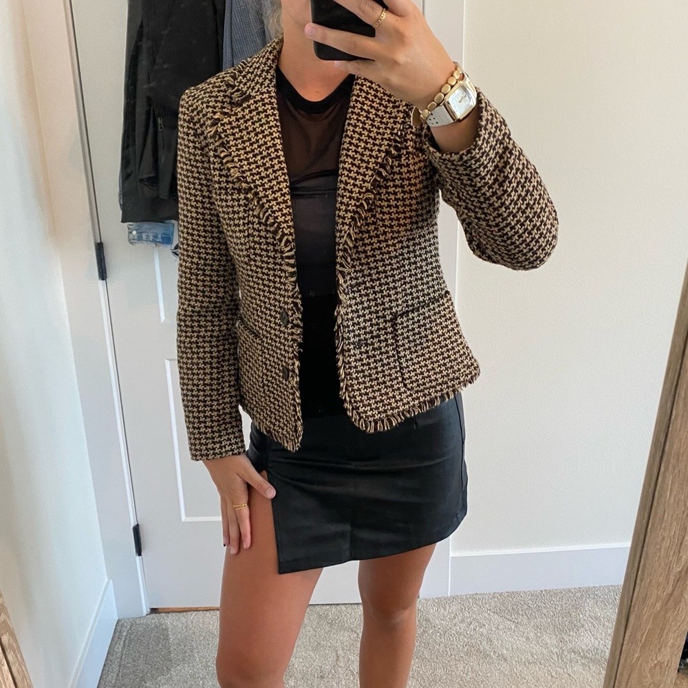 Harold's Black and Brown Houndstooth Tailored Blazer